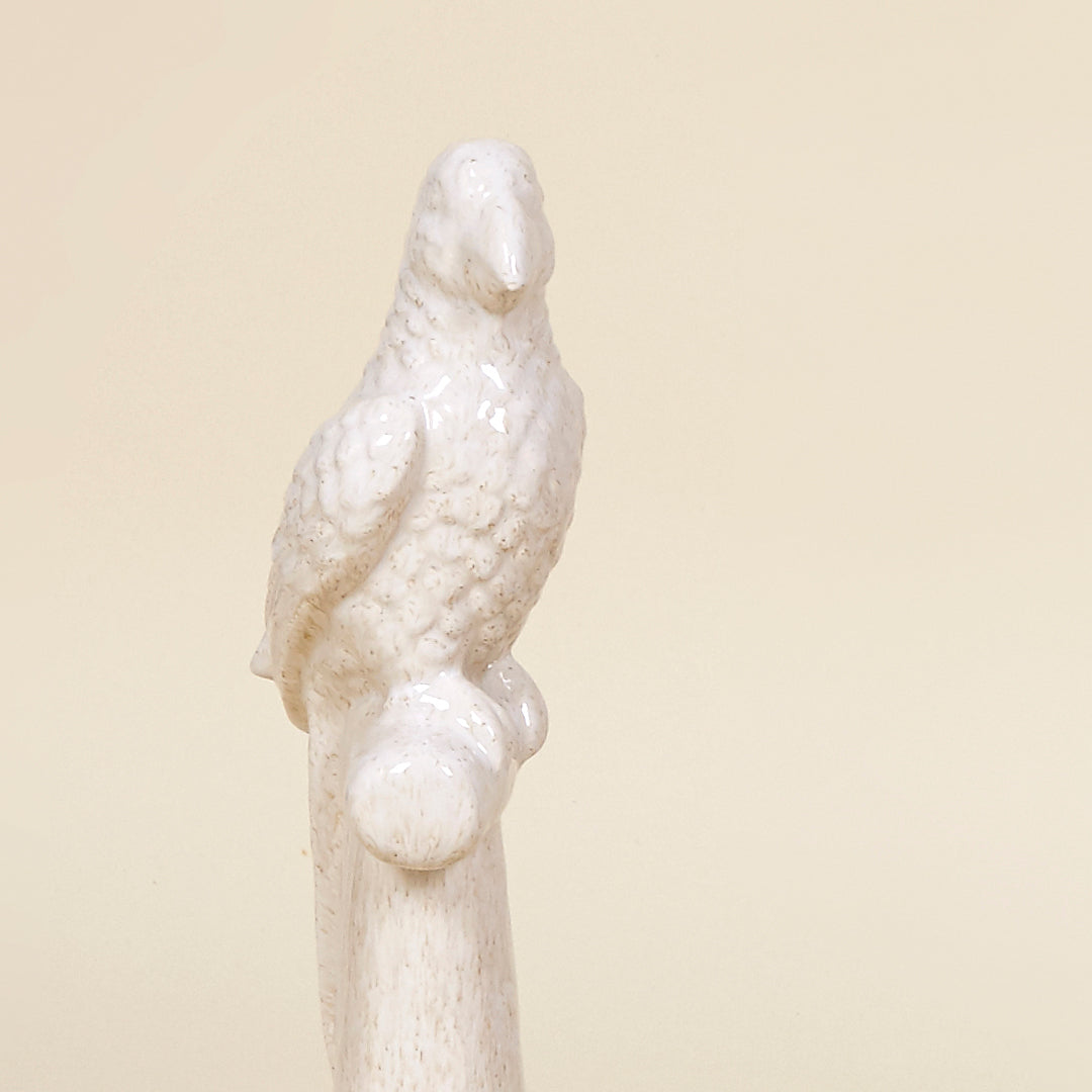 Pájaro peana de cerámica en forma de columna blanca