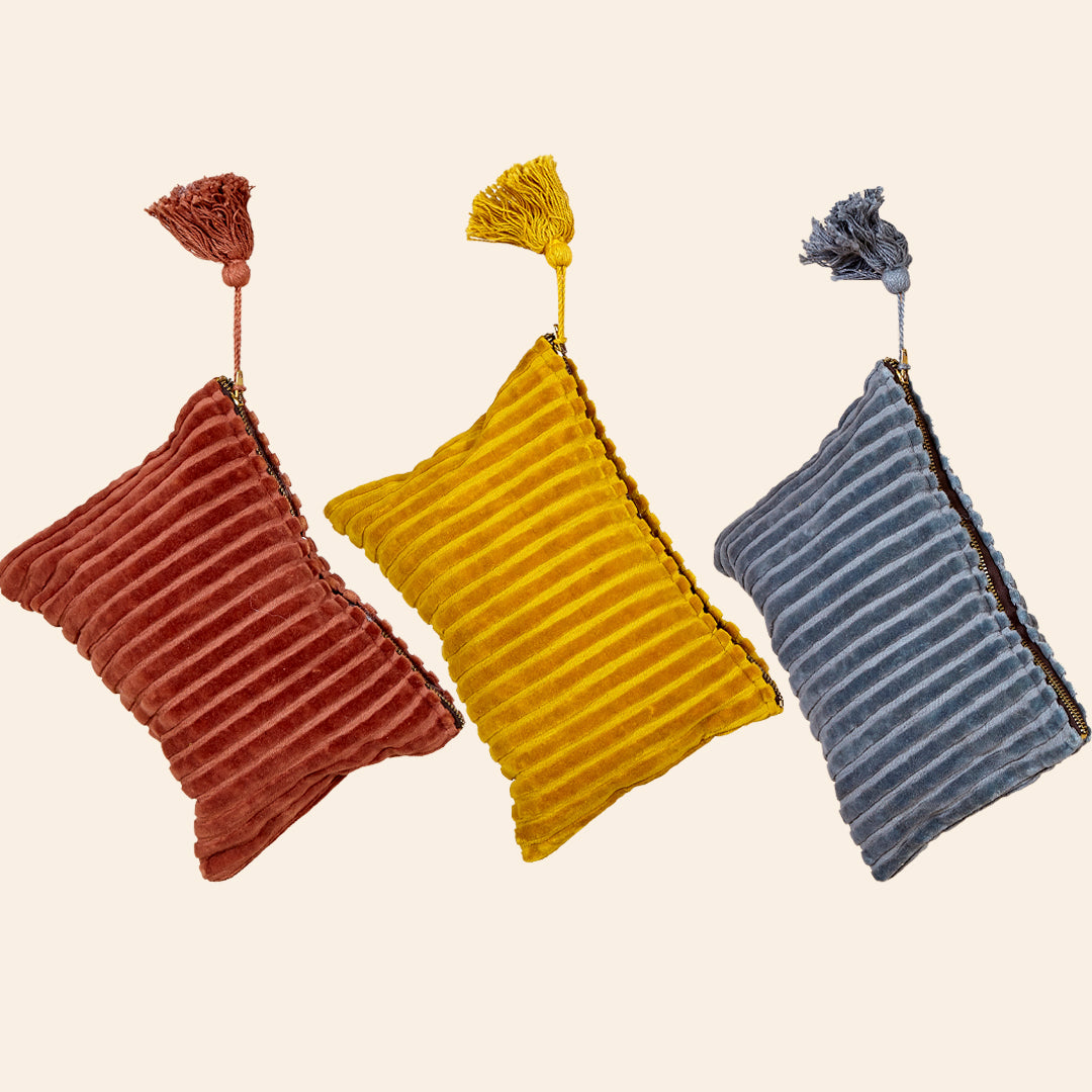 Neceser Gala velvet de terciopelo en mostaza, terracota y gris