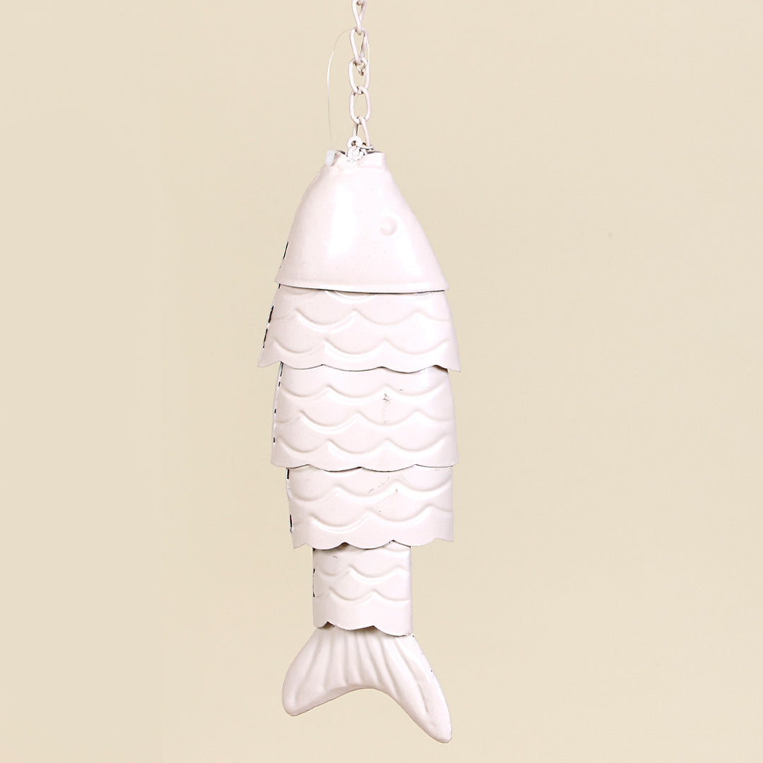 Pez colgante de metal crema decoración