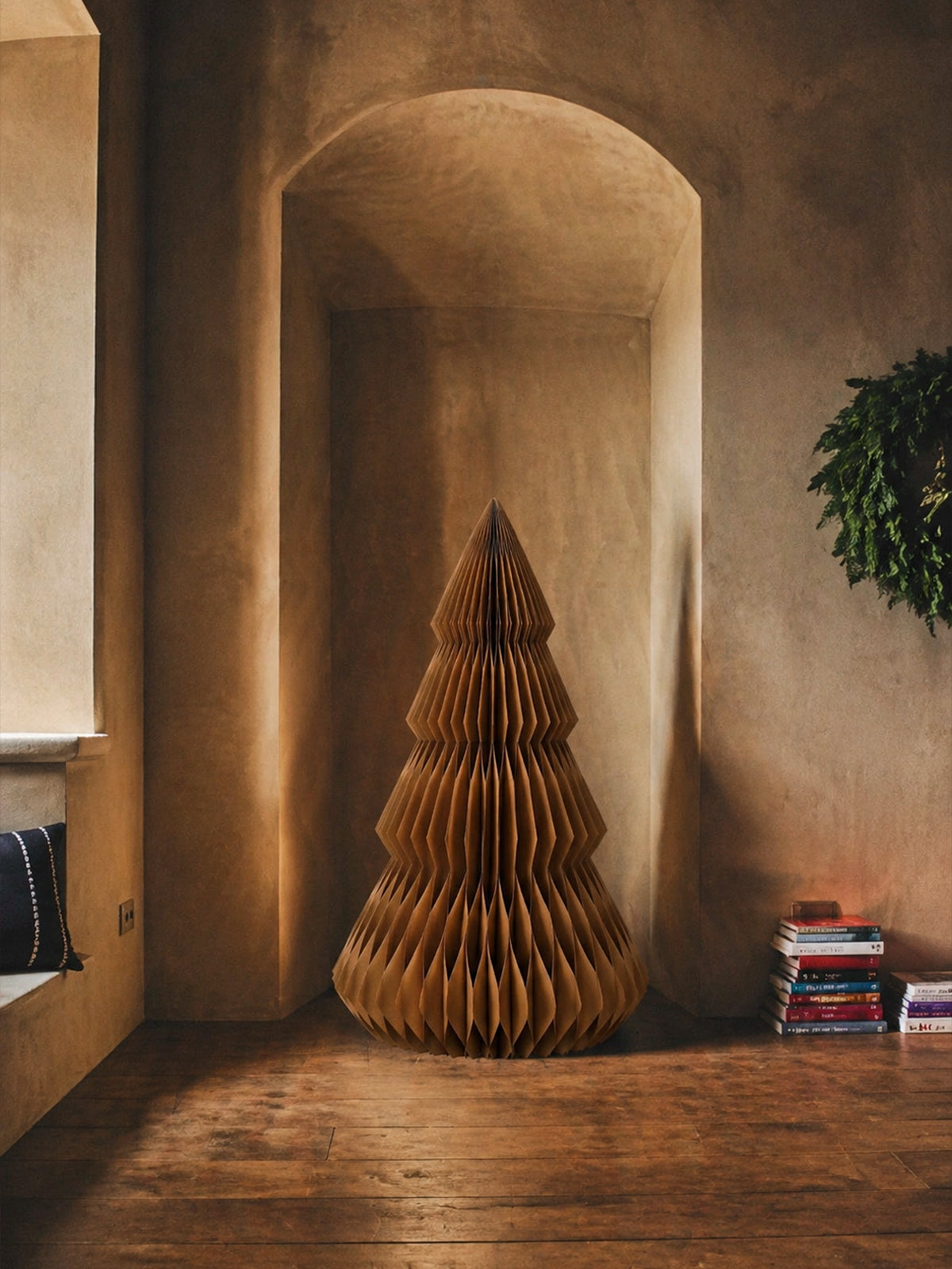 Árbol de Navidad de Papel FSC Marrón Caramelo – 152 cm