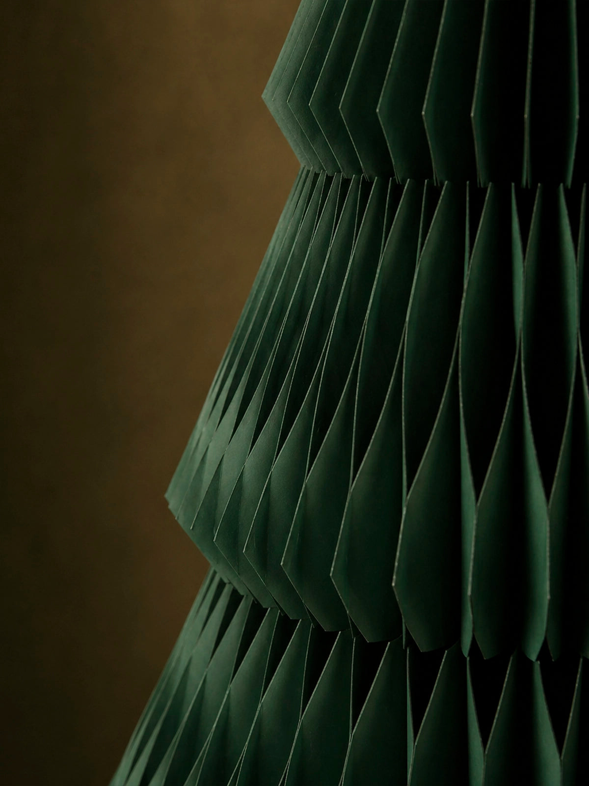 Árbol de Navidad de Papel FSC Verde Oscuro – 212 cm