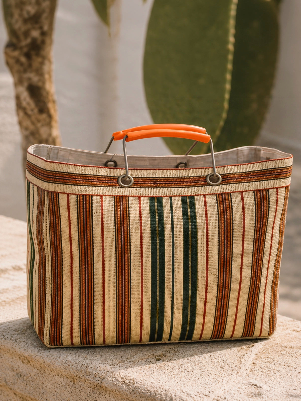 Bolsa tote bag de playa Caleta de plástico reciclado asa metal naranja