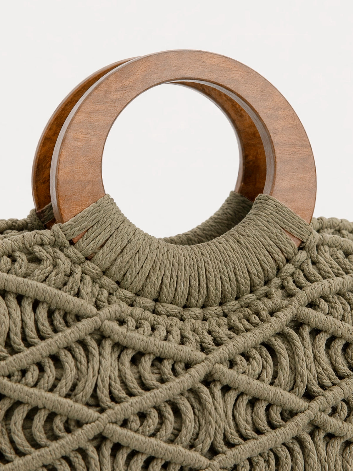 Bolso Bali de crochet artesanal con asas de madera — bolso hecho a mano