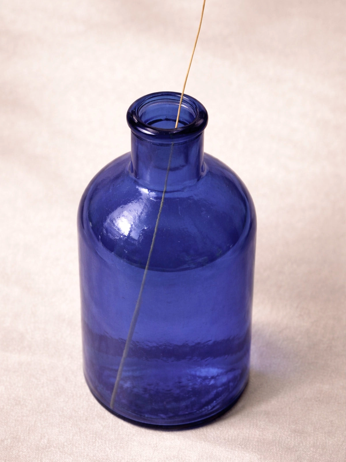 Botella de Farmacia de Vidrio Reciclado Azul | Jarrón Decorativo Vintage y Minimalista