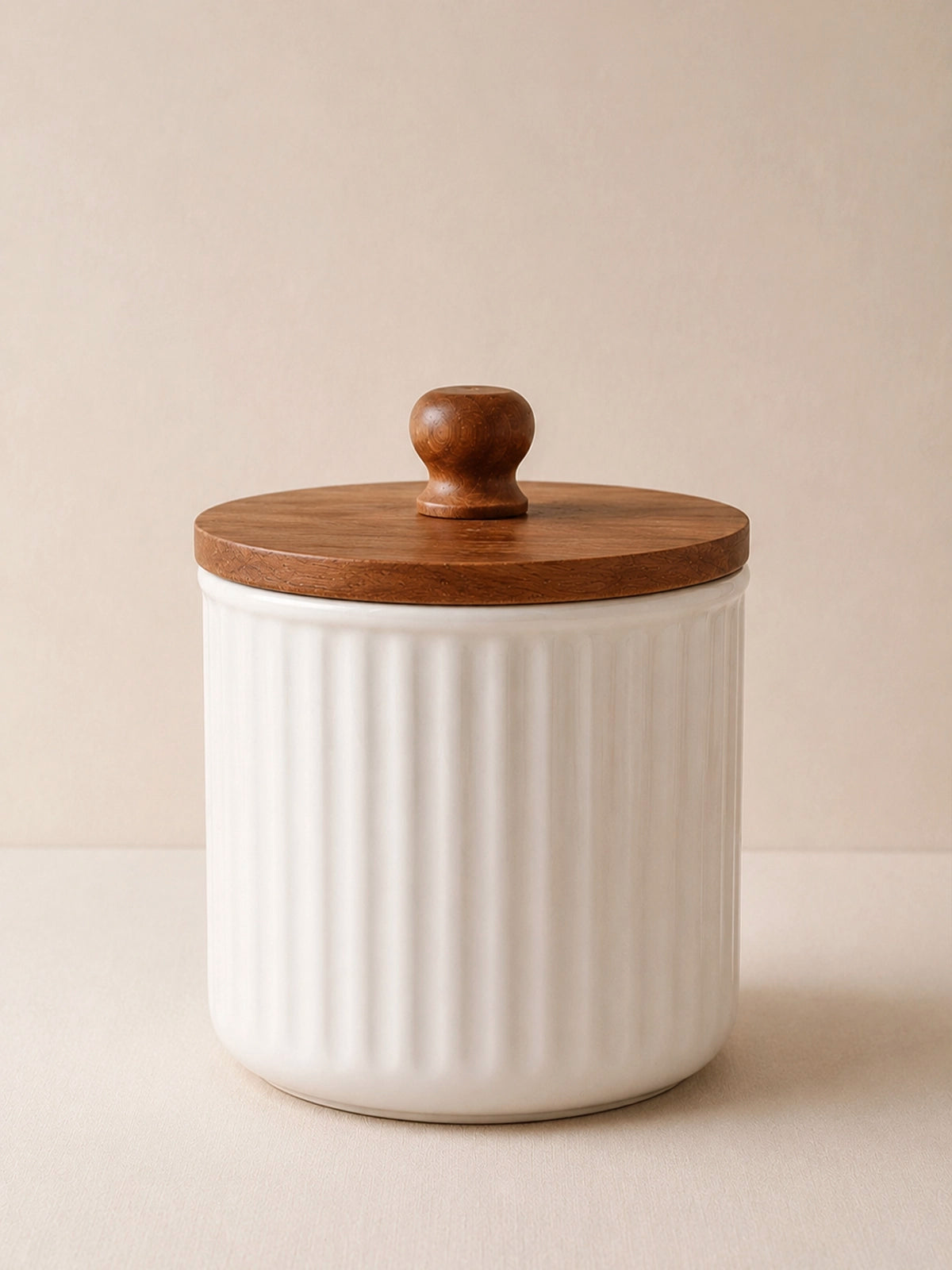 Caja Aura de metal blanco con tapa de madera natural decorativa