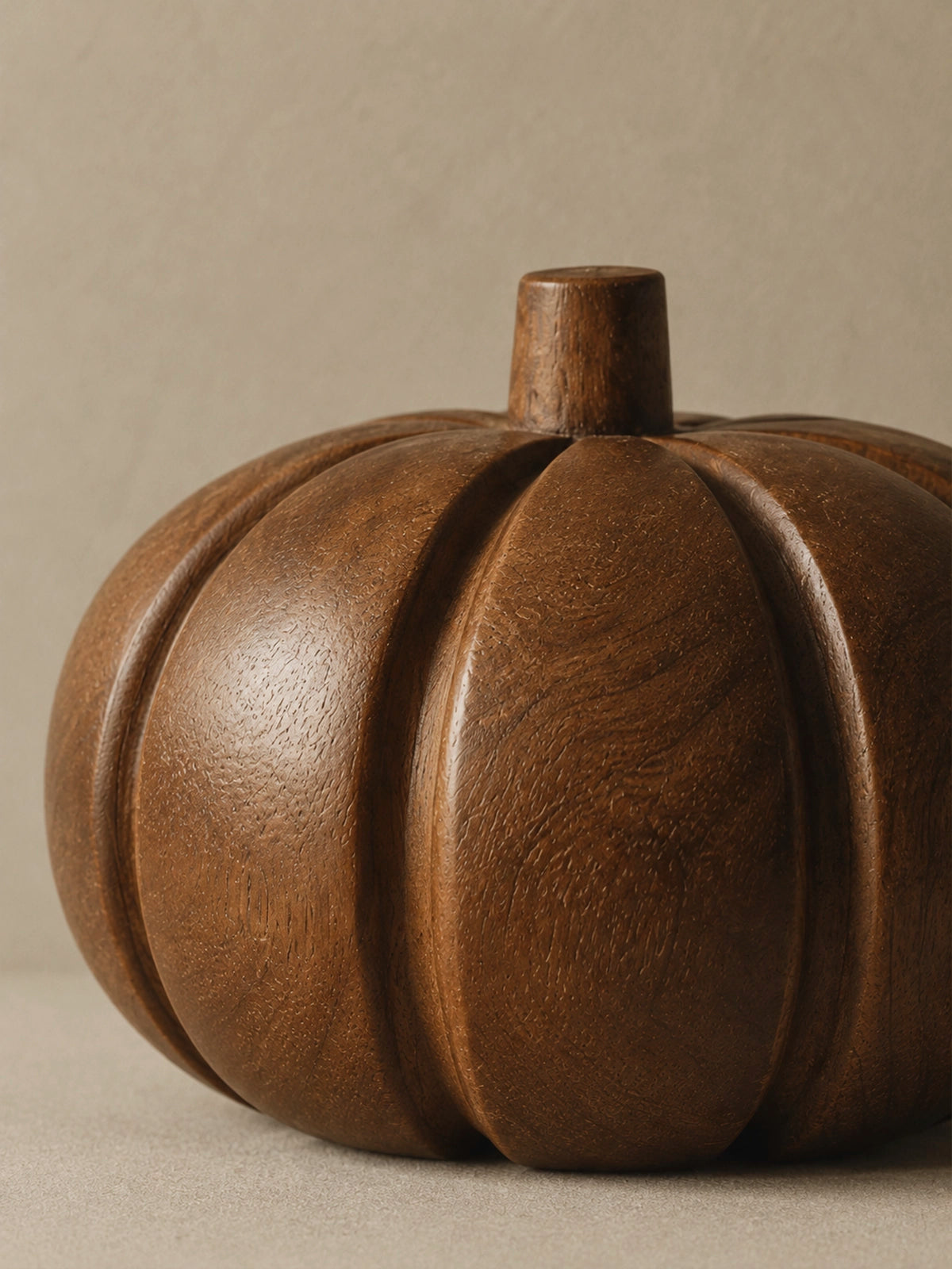 Calabaza decorativa de madera de cacao 18 cm