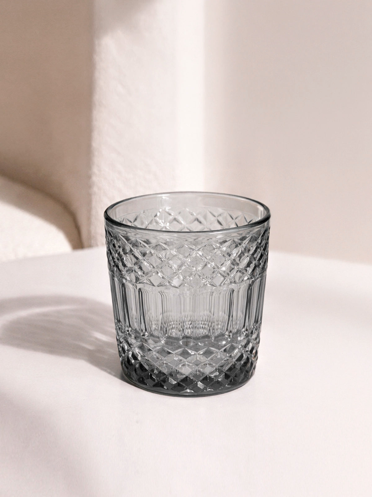 Juego de 12 vasos Humo Vintage de Cristal con Relieve 8x10cm