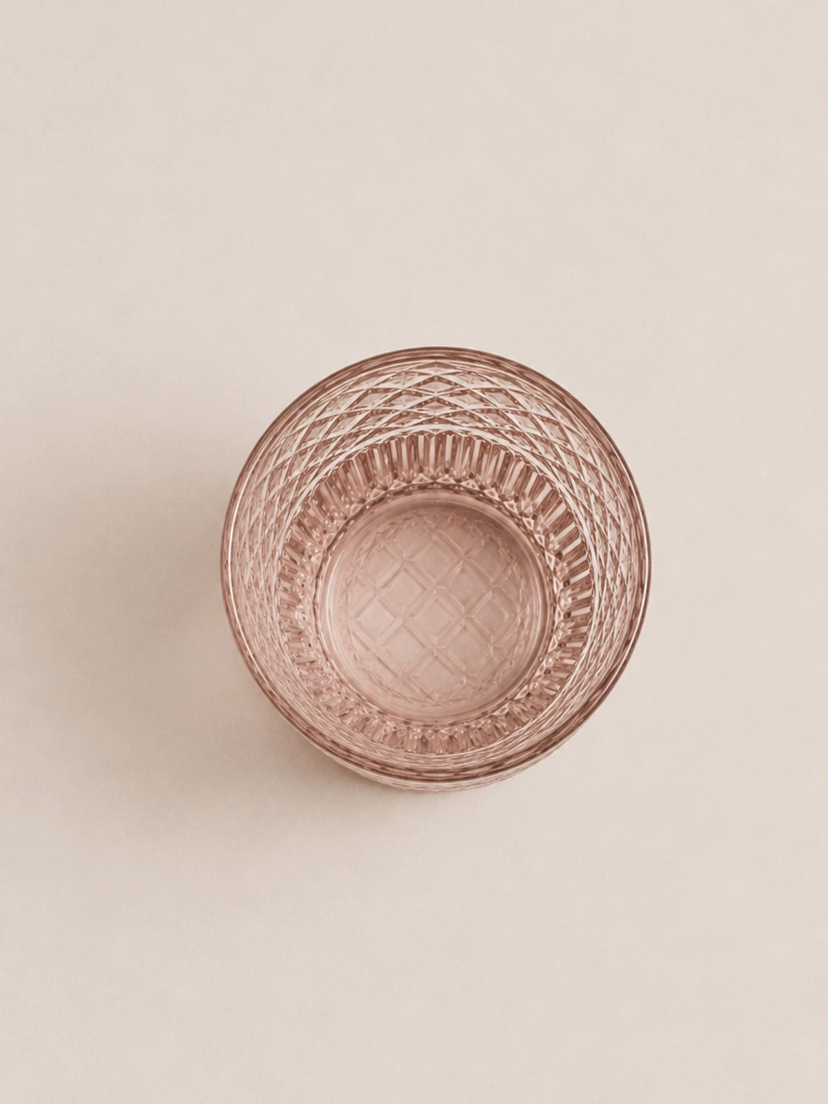 Juego de 12 vasos de cristal grabado color malva colección Rosé Mediterráneo 8x10cm