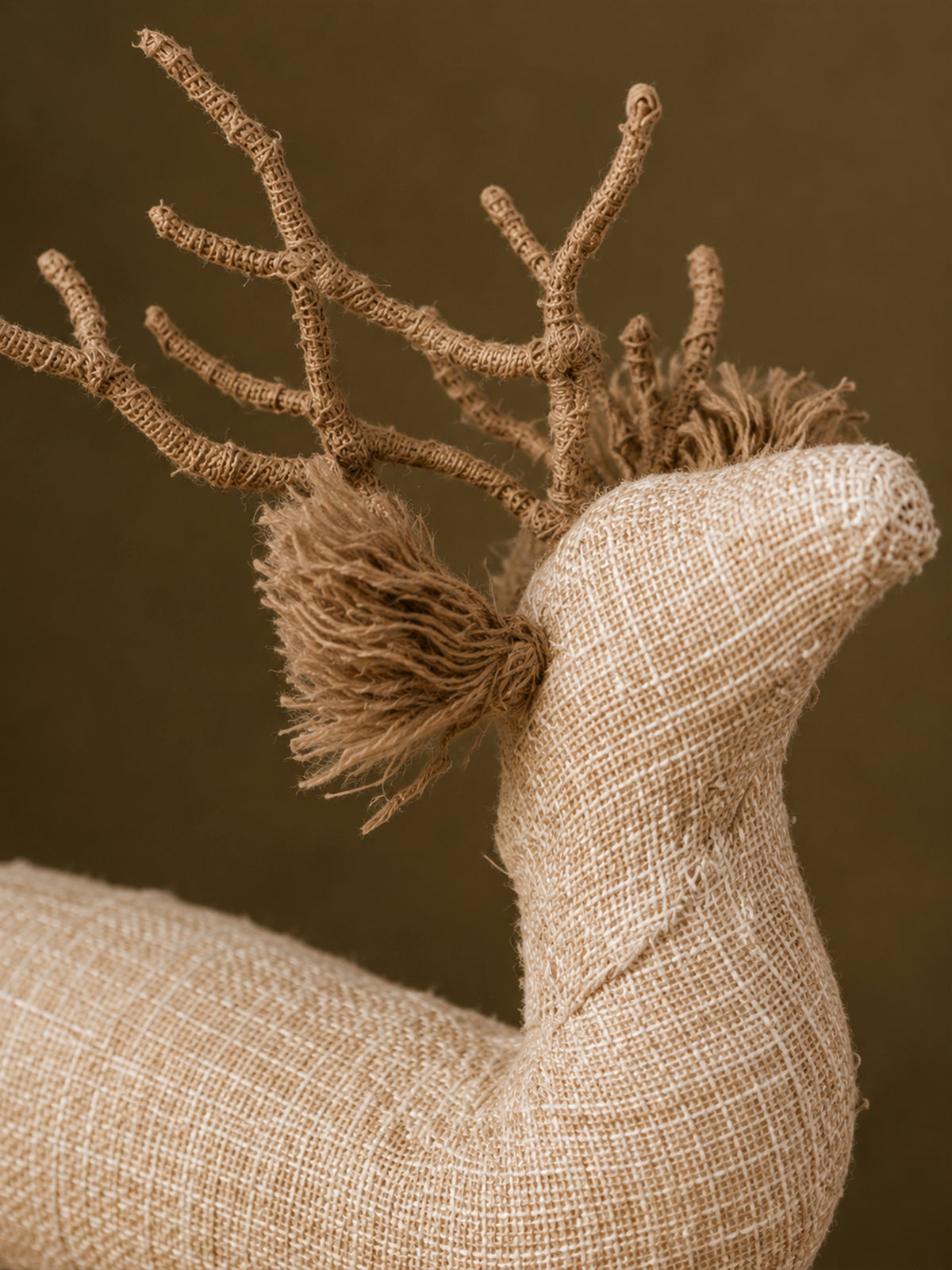Reno Navideño de Papel Maché y Lúrex Blanco y Dorado 25 cm