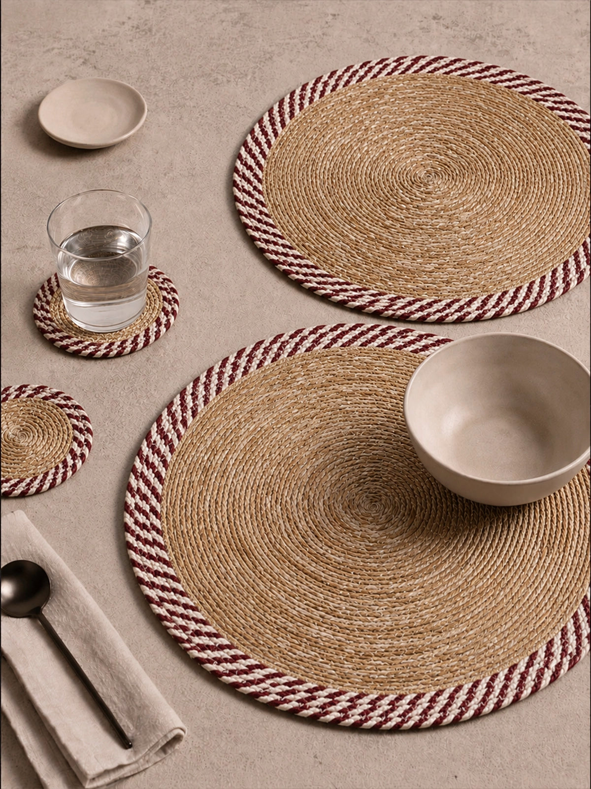 Set de 2 Individuales de Seagrass Bruna – Burdeos y Natural Ø37 cm