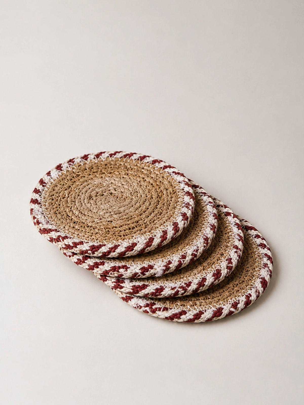 Set de 4 Posavasos de Seagrass Bruna – Burdeos y Natural