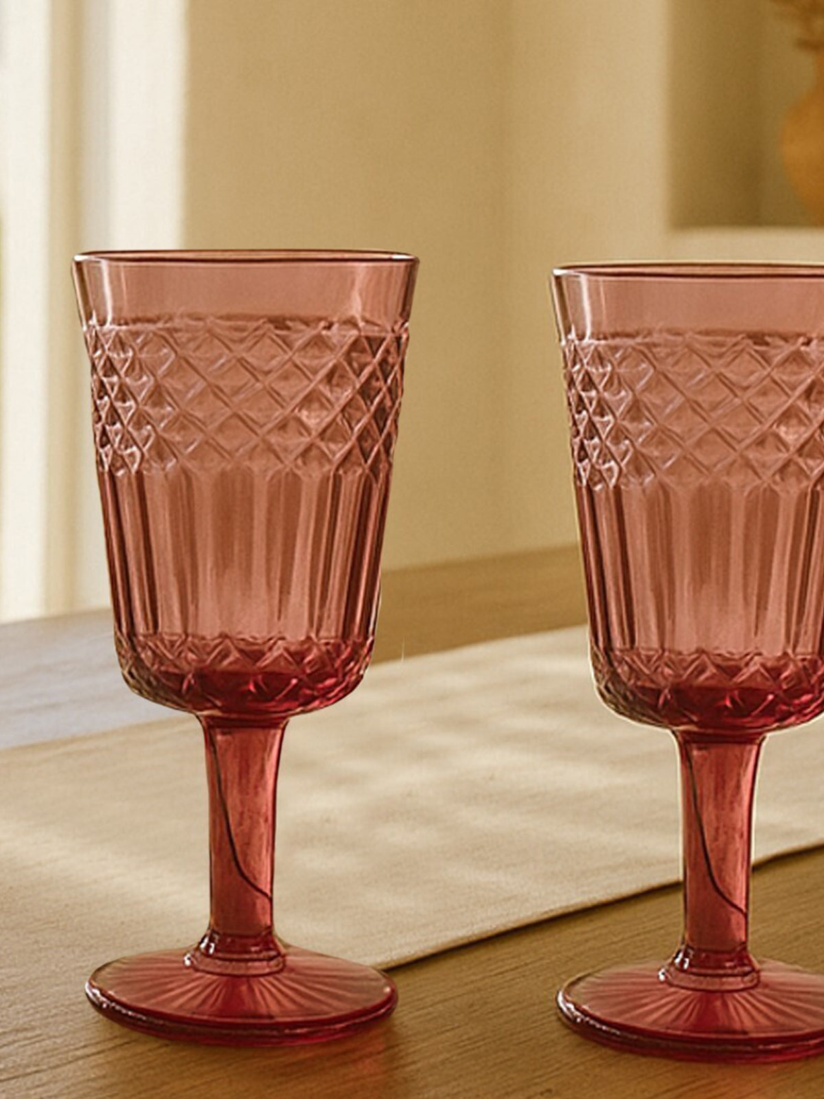 Juego de 12 copas de cristal grabadas color malva colección Rosé Mediterráneo