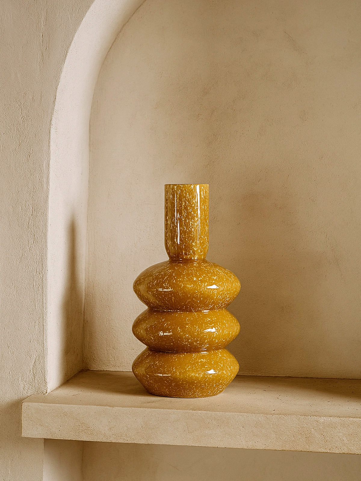 Jarrón Dublín de cerámica en color mostaza