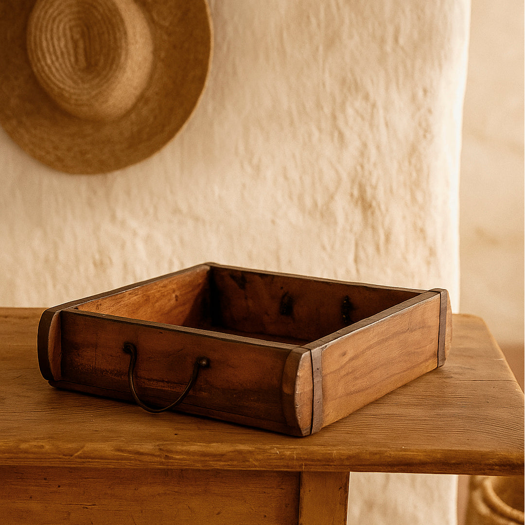 Cajón de madera reciclada acabado antic