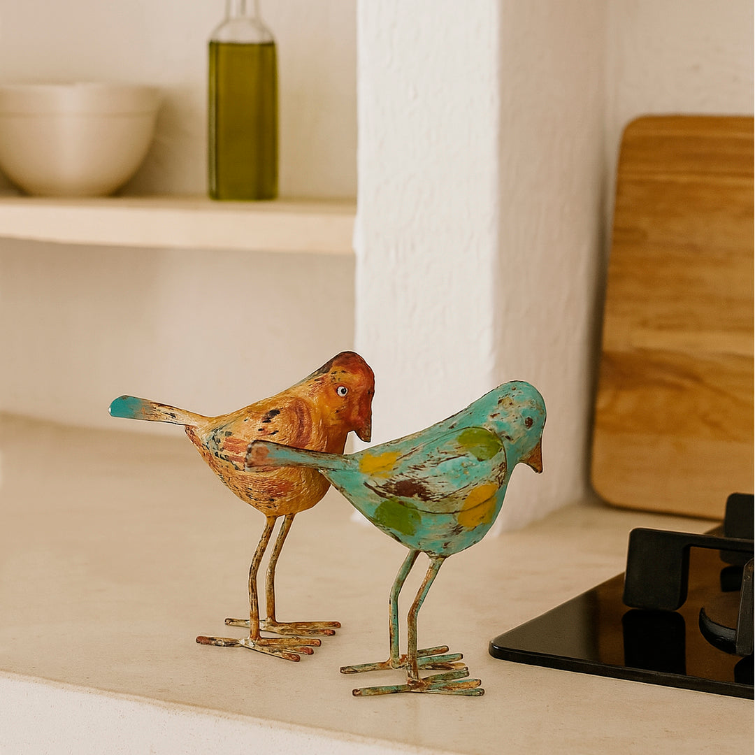 Pájaro de metal en naranja y turquesa efecto vintage