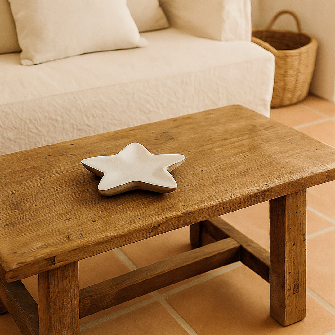 Bandeja estrella de madera de mango con base esmaltada blanca