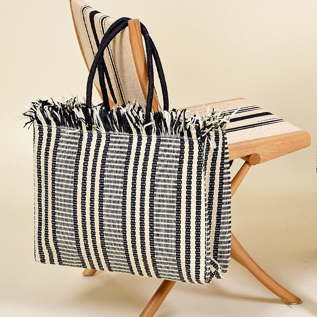Bolsa XXL Brisa de paja de papel en negro y beige