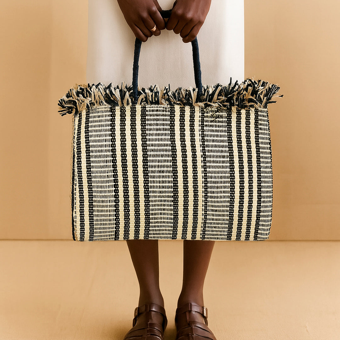 Bolsa XXL Brisa de paja de papel en negro y beige