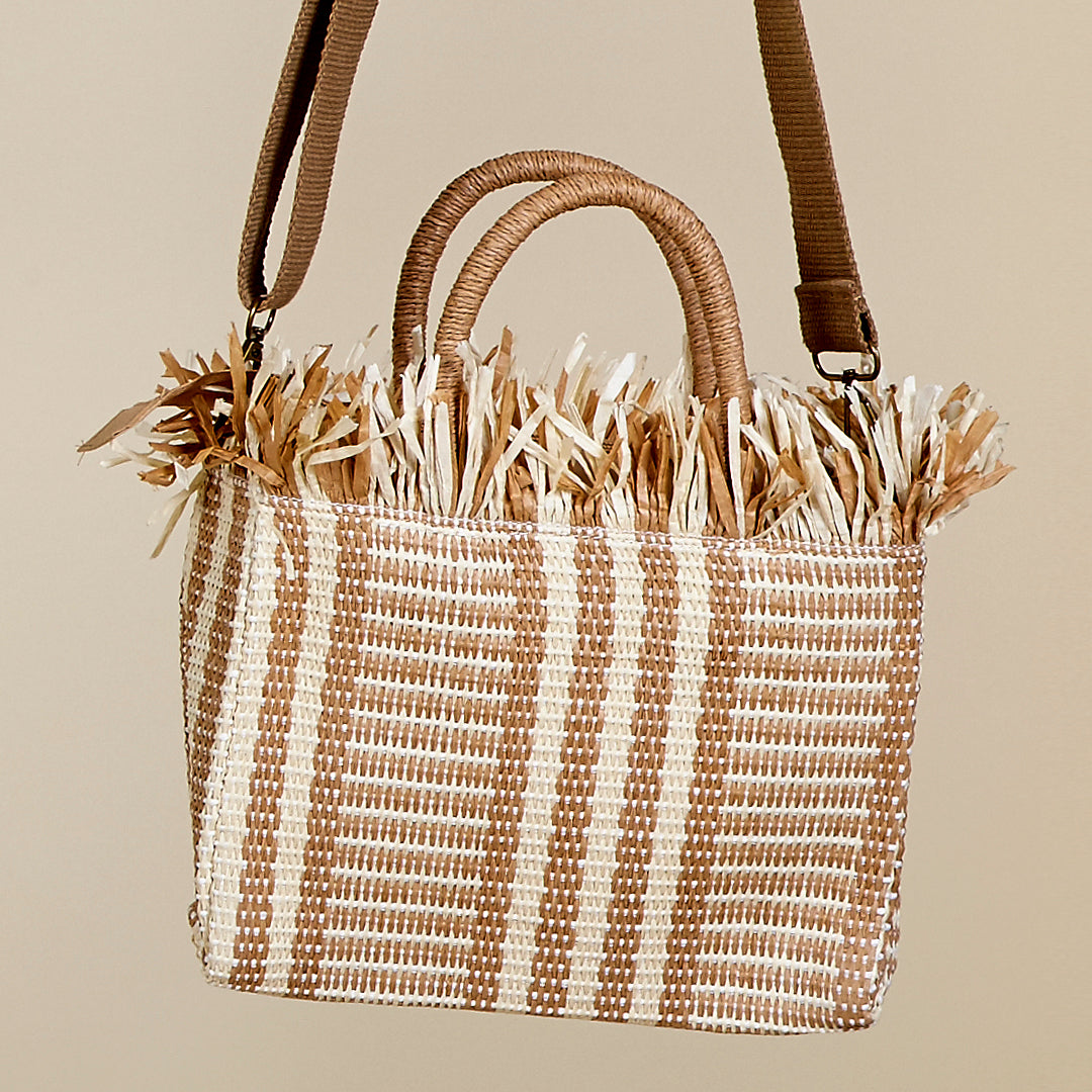 Bolso Brisa de paja de papel con asa regulable en negro y beige