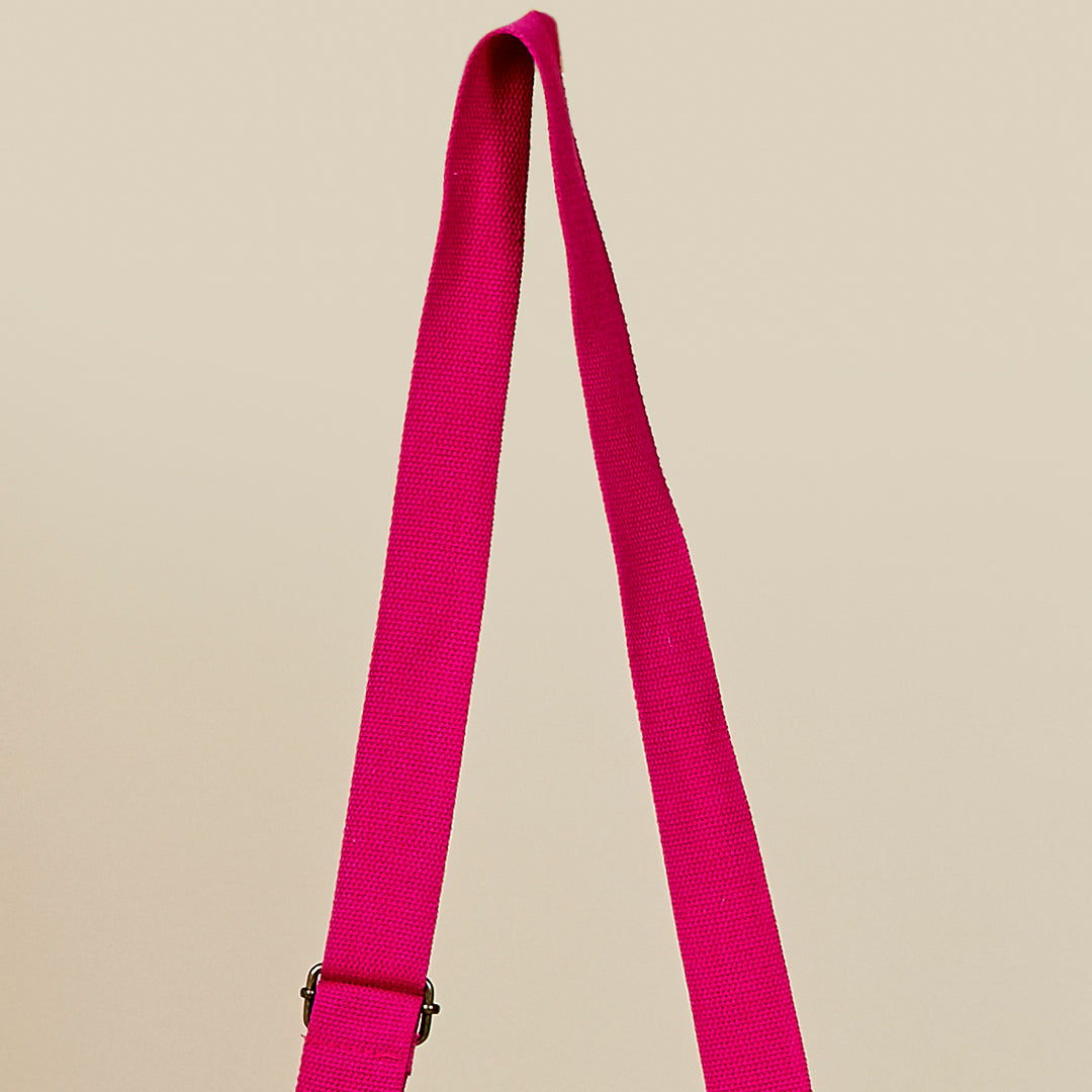 Bolso Cala Rosa de paja de papel con asa regulable en turquesa y rosa