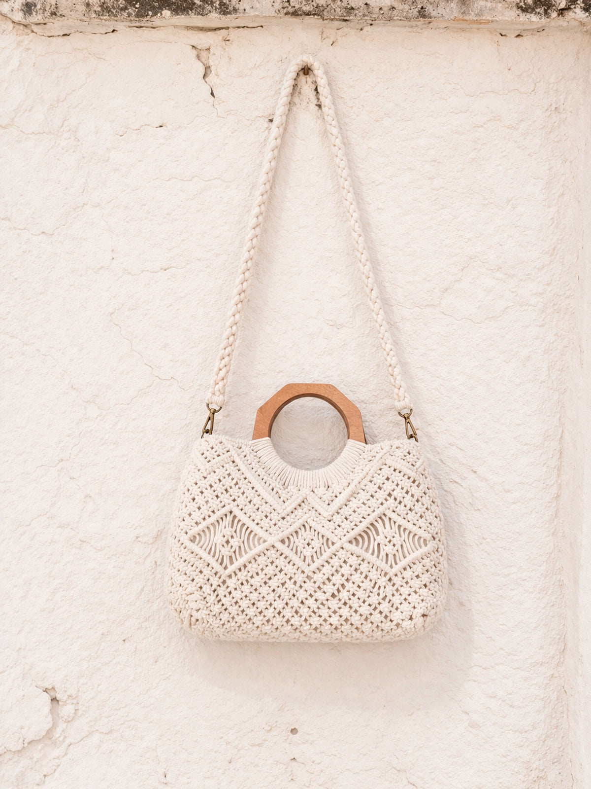 Bolso Nara crochet artesanal con asas de madera — bolso hecho a mano