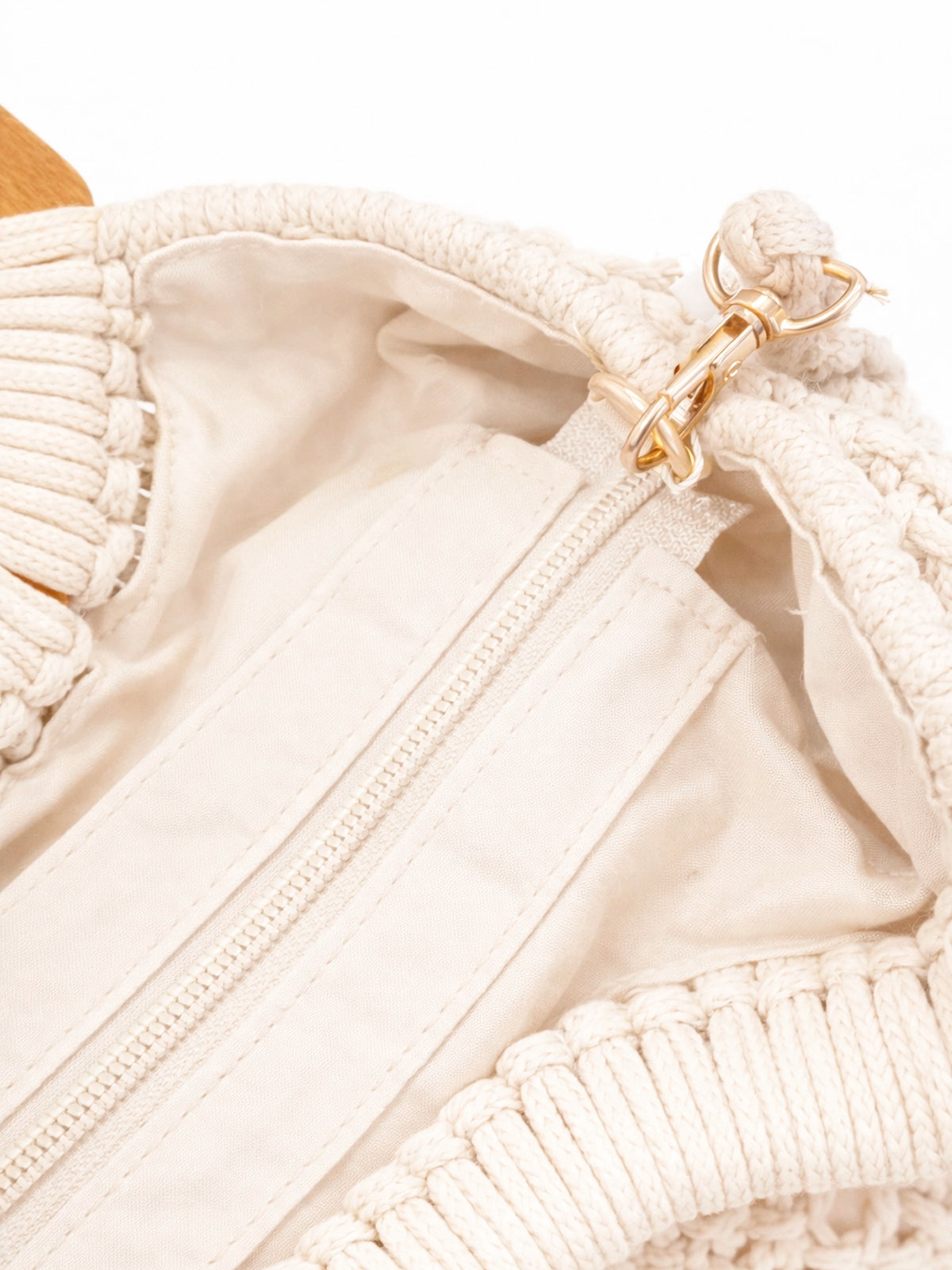 Bolso Nara crochet artesanal con asas de madera — bolso hecho a mano