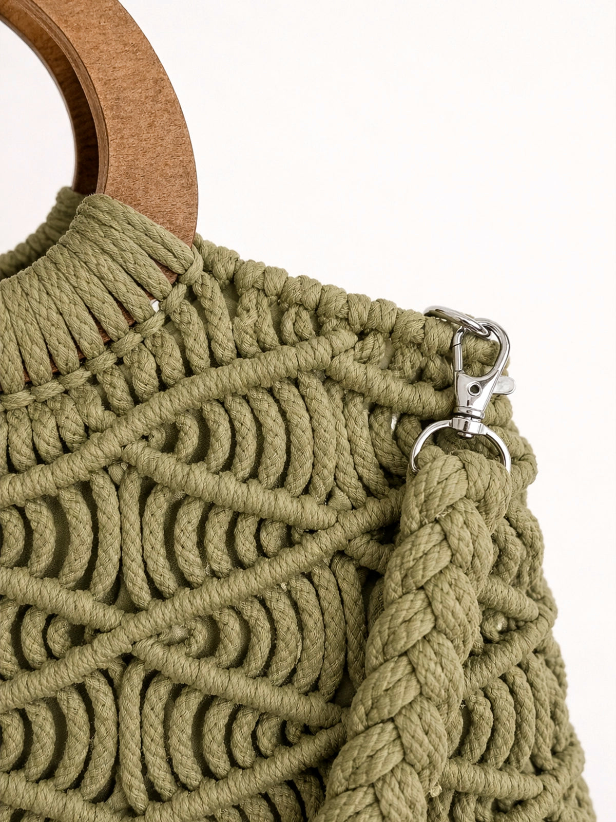 Bolso Bali de crochet artesanal con asas de madera — bolso hecho a mano