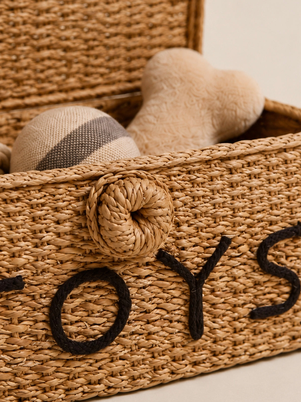 Cesta Toys rectangular con tapa de fibra natural
