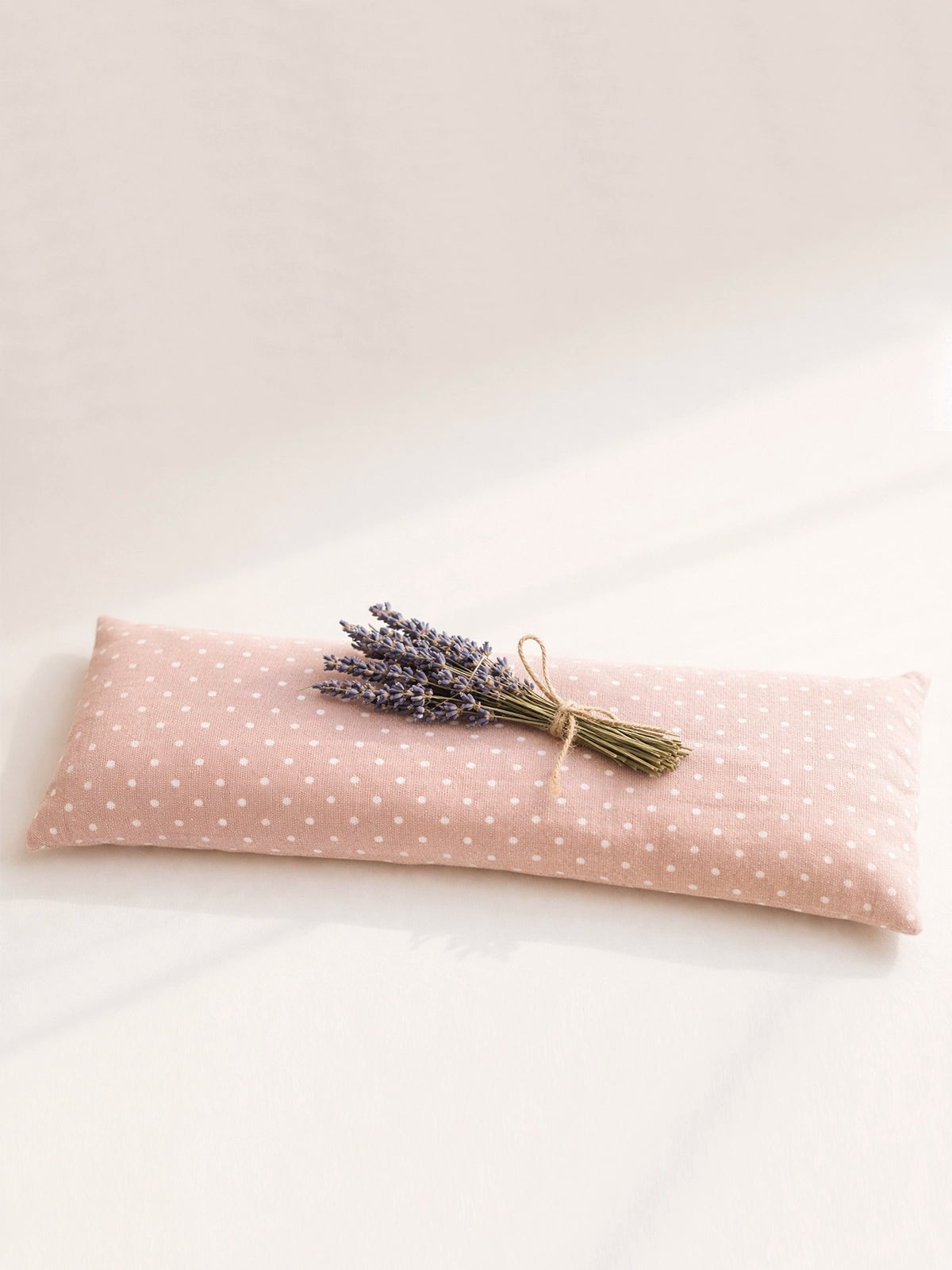 Cojín Calm de lavanda térmico — almohadilla relajante para cuello y ojos