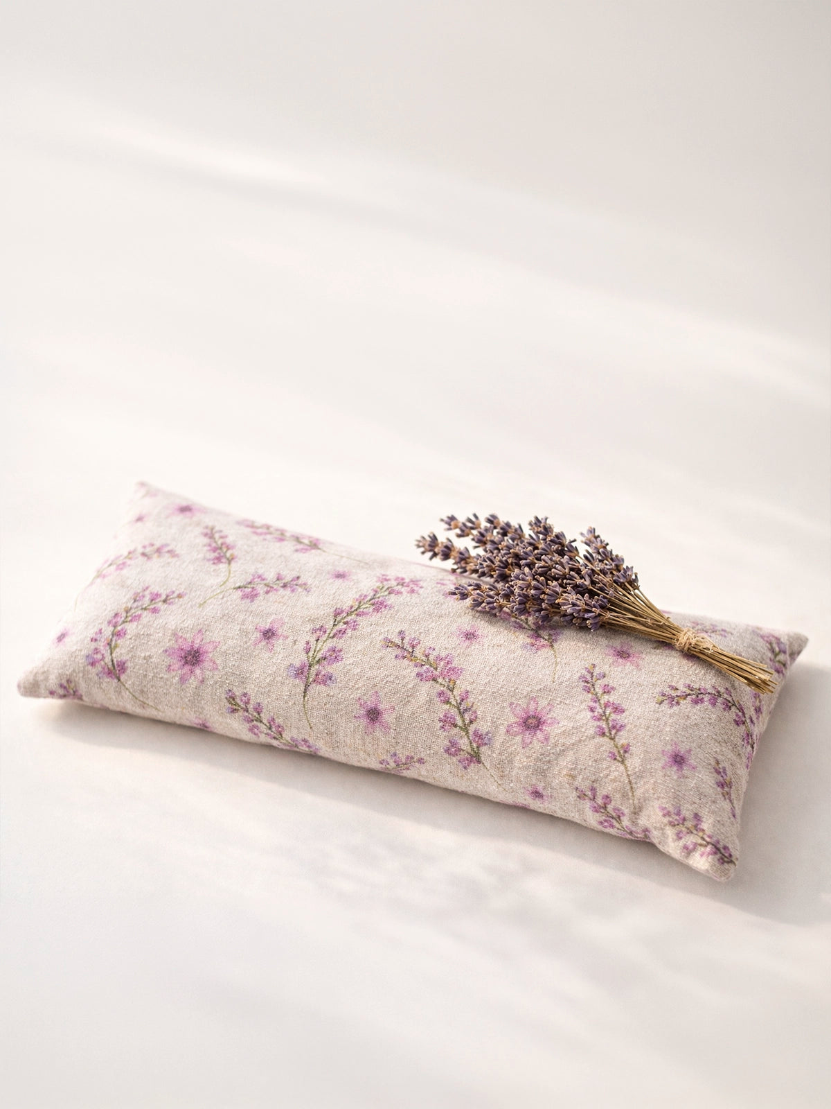 Cojín Calm de lavanda térmico — almohadilla relajante para cuello y ojos