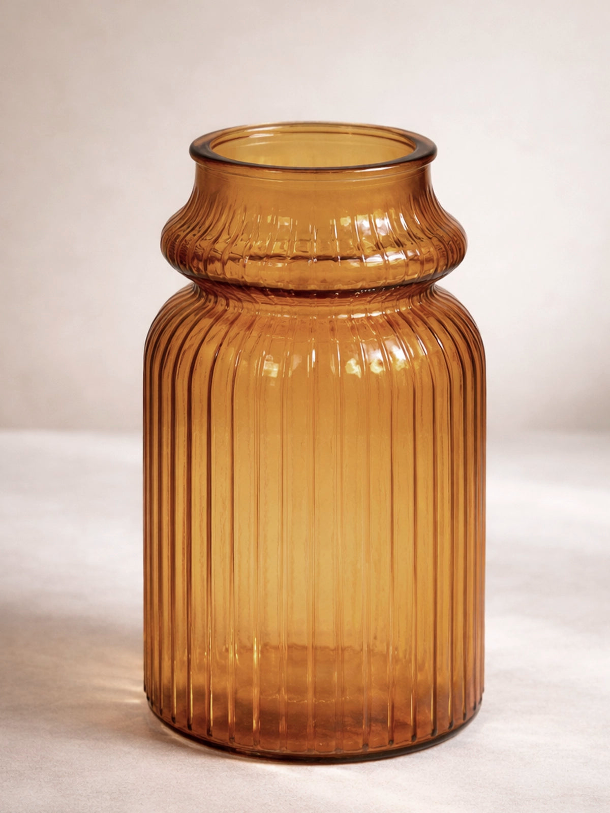 Jarrón Isabella de vidrio reciclado color naranja miel 15x25 cm — jarrón decorativo sostenible sin plomo