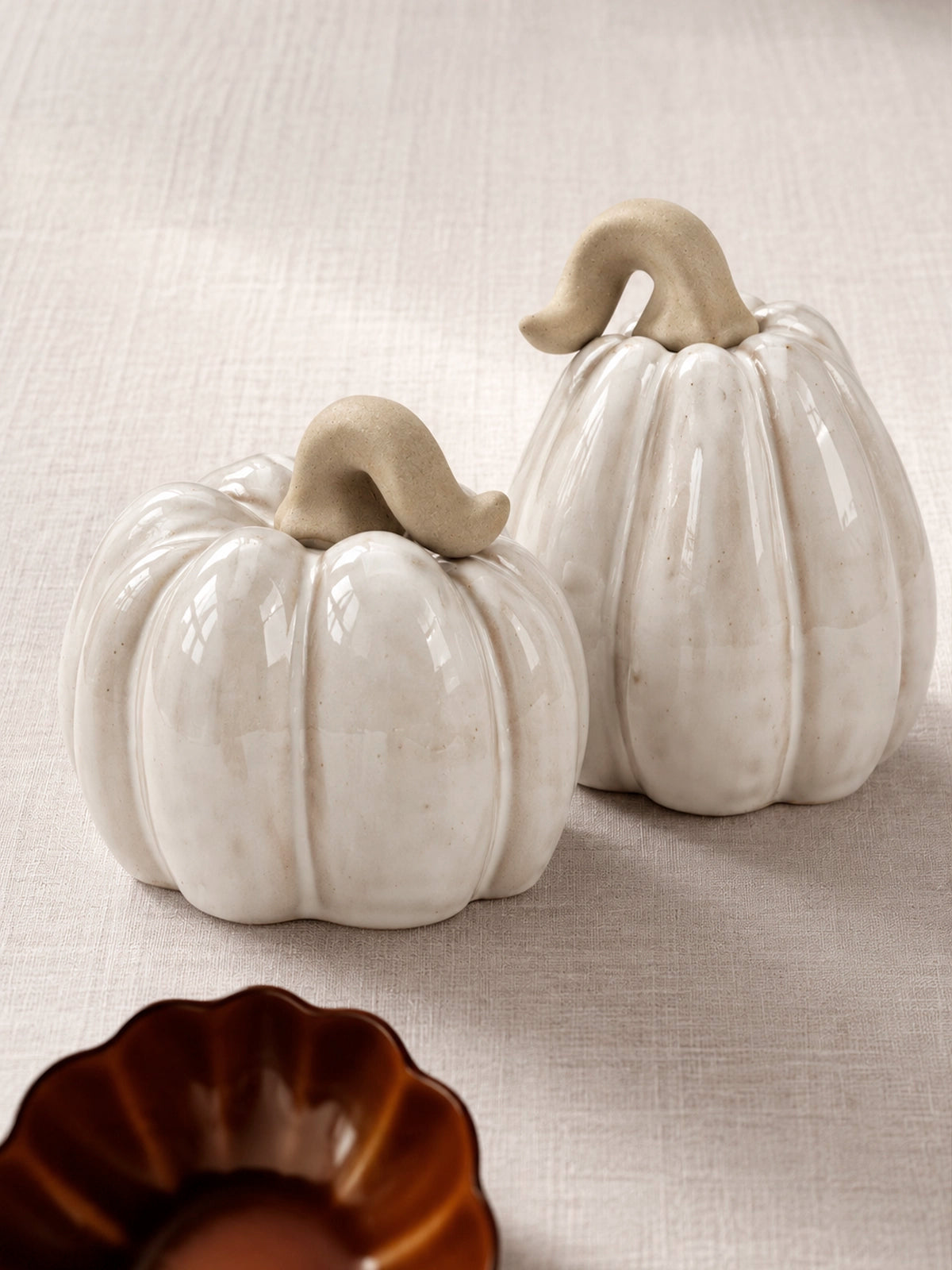 Juego de 2 Calabazas Decorativas de Cerámica Blanca