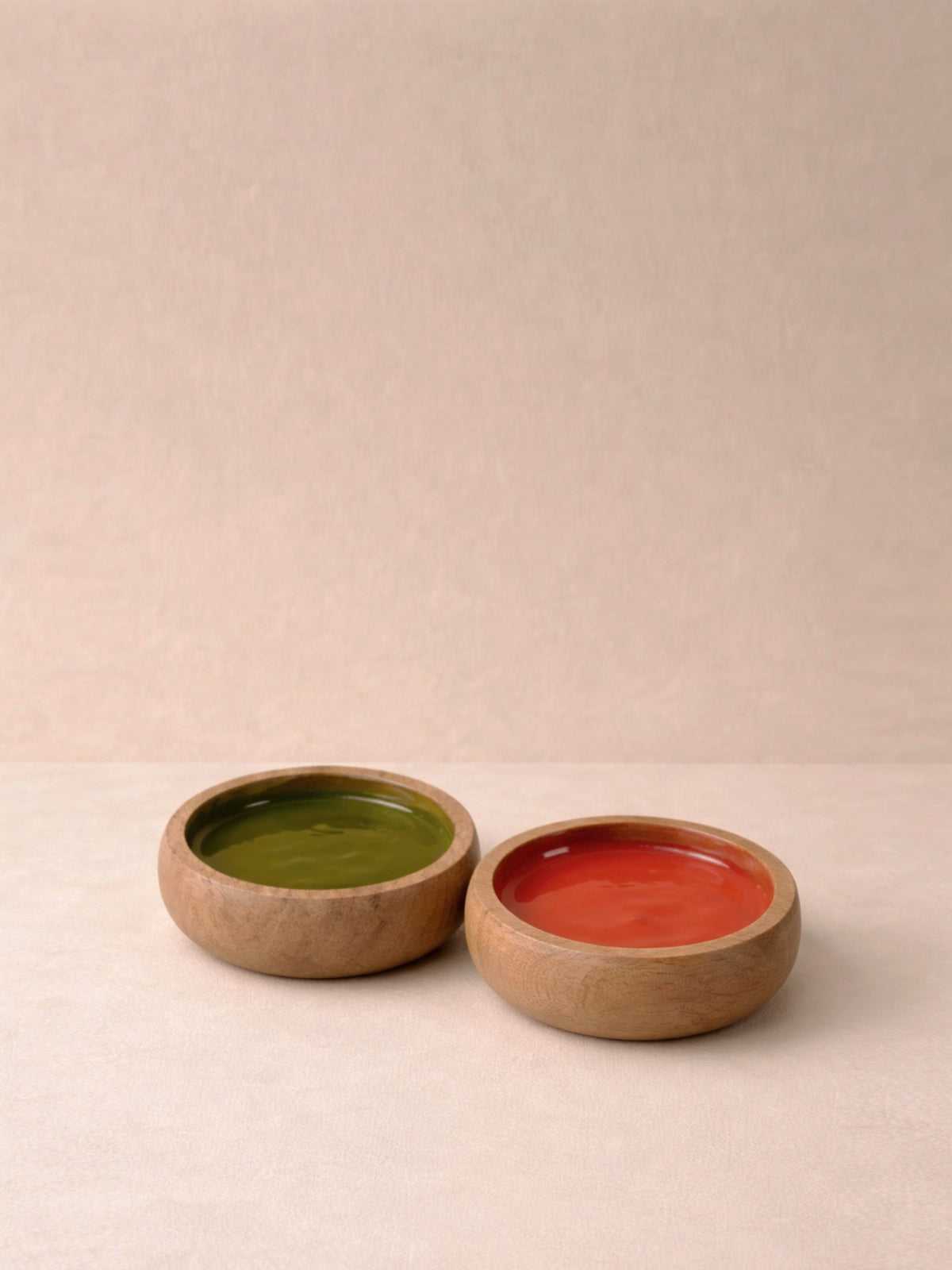 Mini bol Adriana madera de mango en verde oliva y terracota