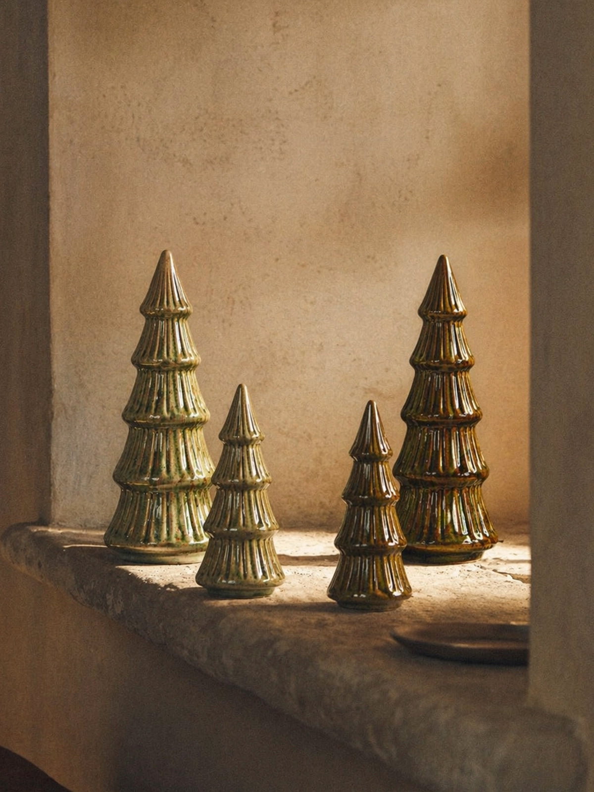 Set de 2 Árboles de Navidad de Gres Verde – 26 cm
