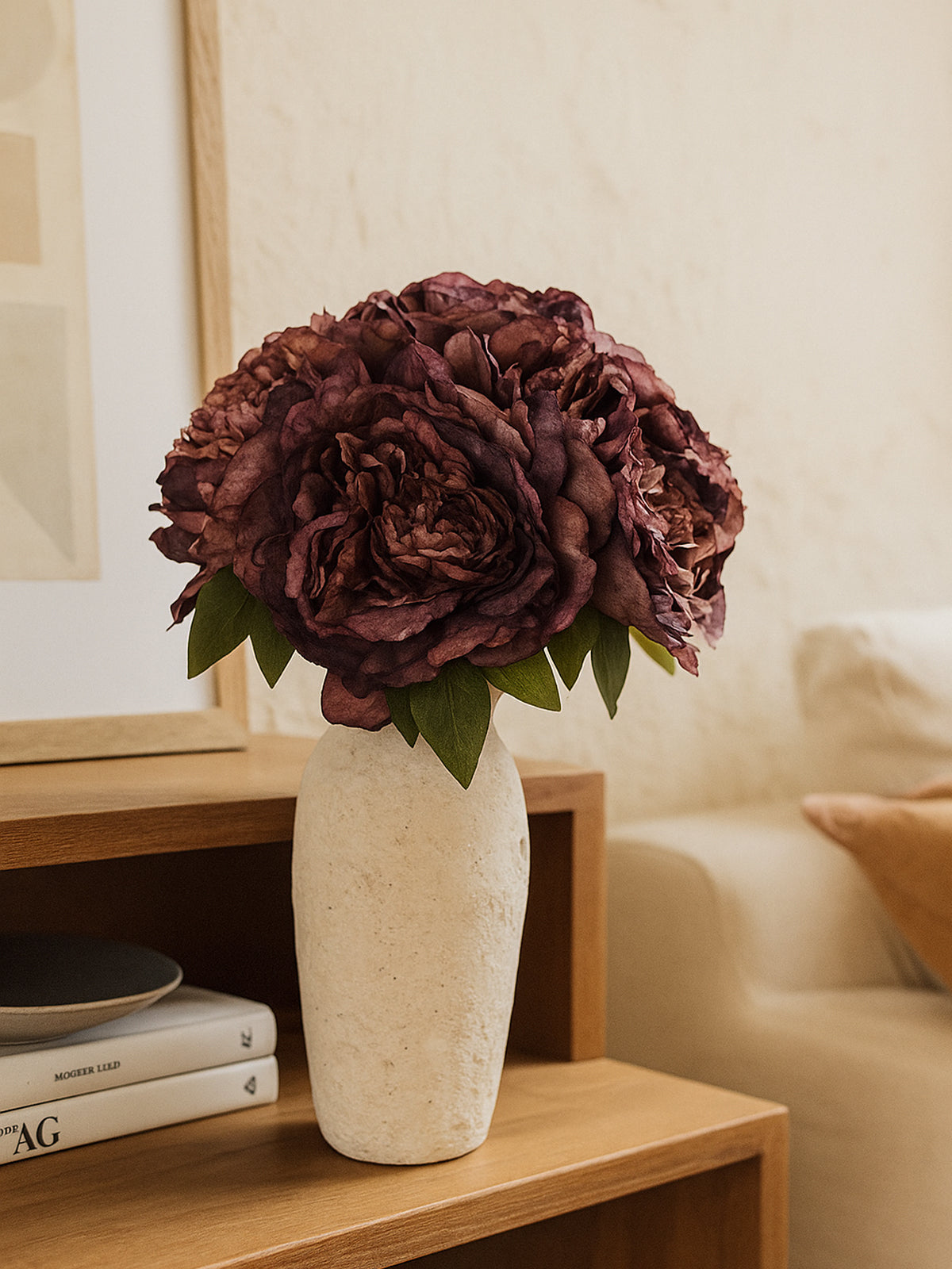 Bouquet de flores artificiales La Provence en color burdeos