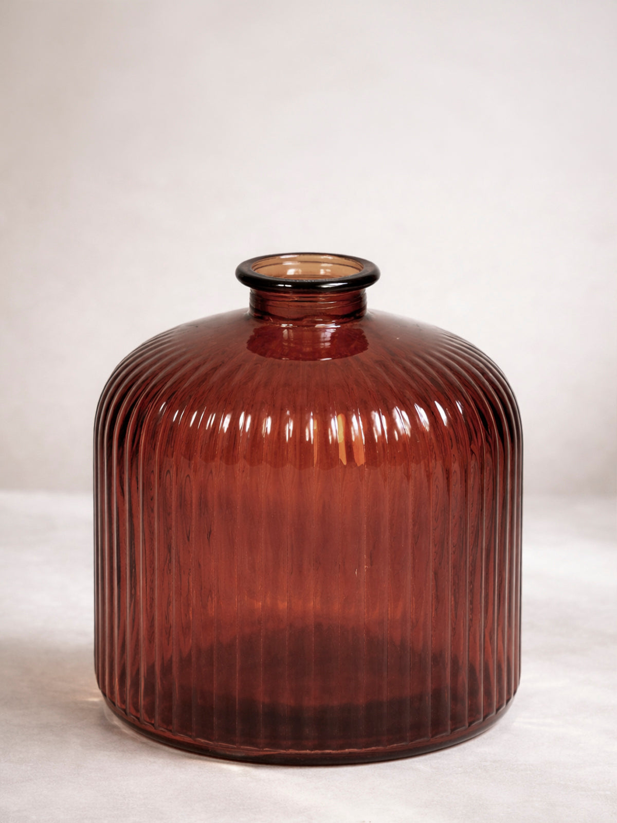 Jarrón Ágata de vidrio reciclado 16x18 cm — jarrón decorativo en tonos tierra, caldero, naranja y ámbar