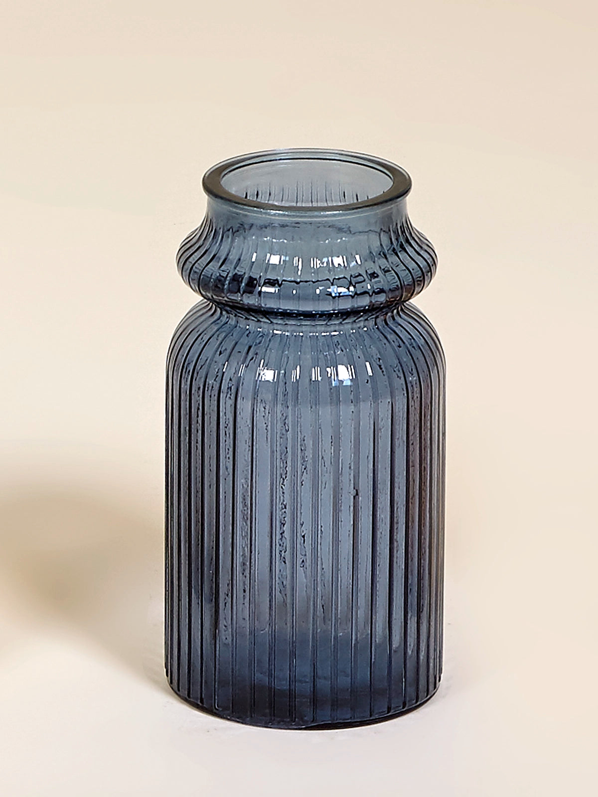 Jarrón azul plomo vidrio reciclado ondas oceano