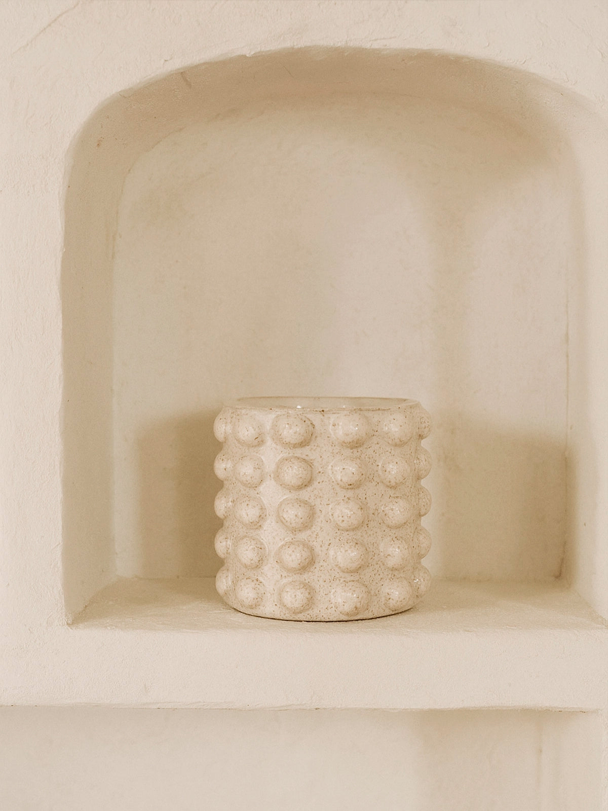 Macetero Tirreno de cerámica decorativo 16x15 cm — maceta artesanal en tonos neutros para plantas